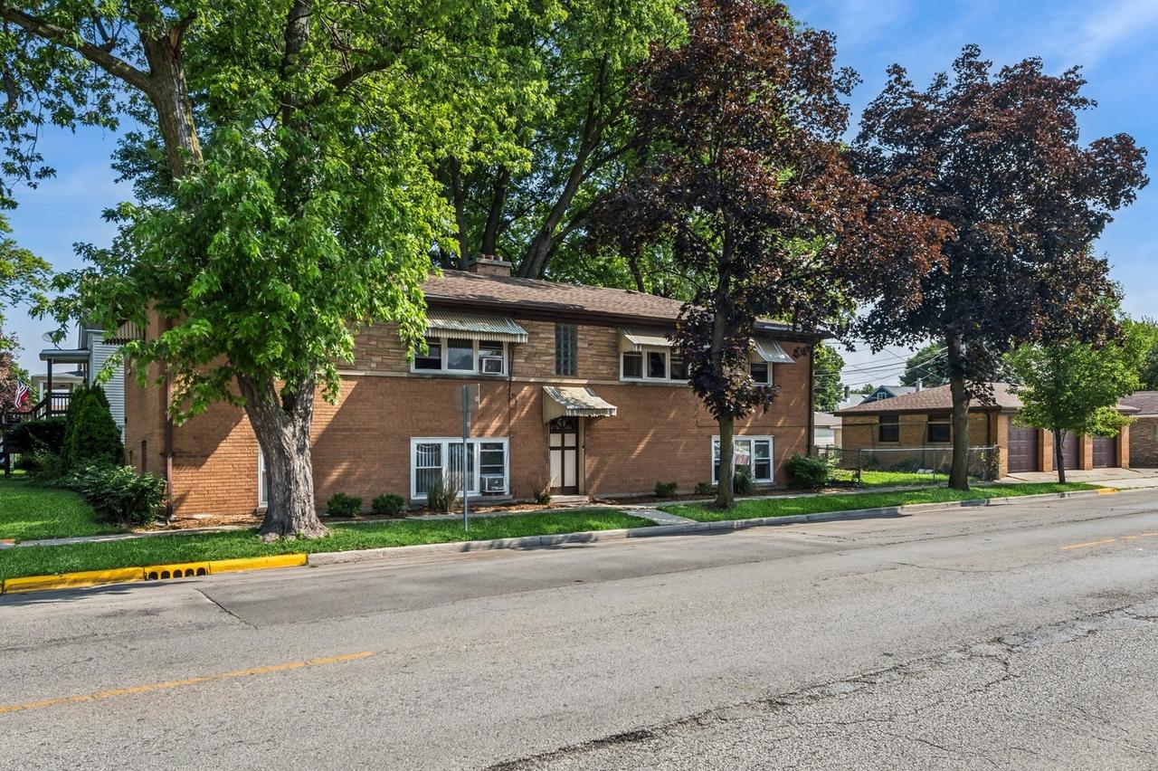 1547 Clinton Ave., Berwyn, IL 60402