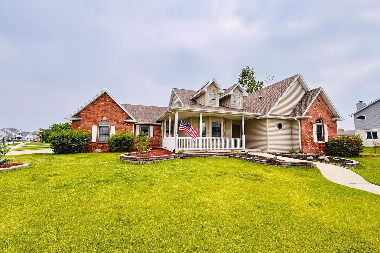 1102 Brian Dr., Manteno, IL 60950