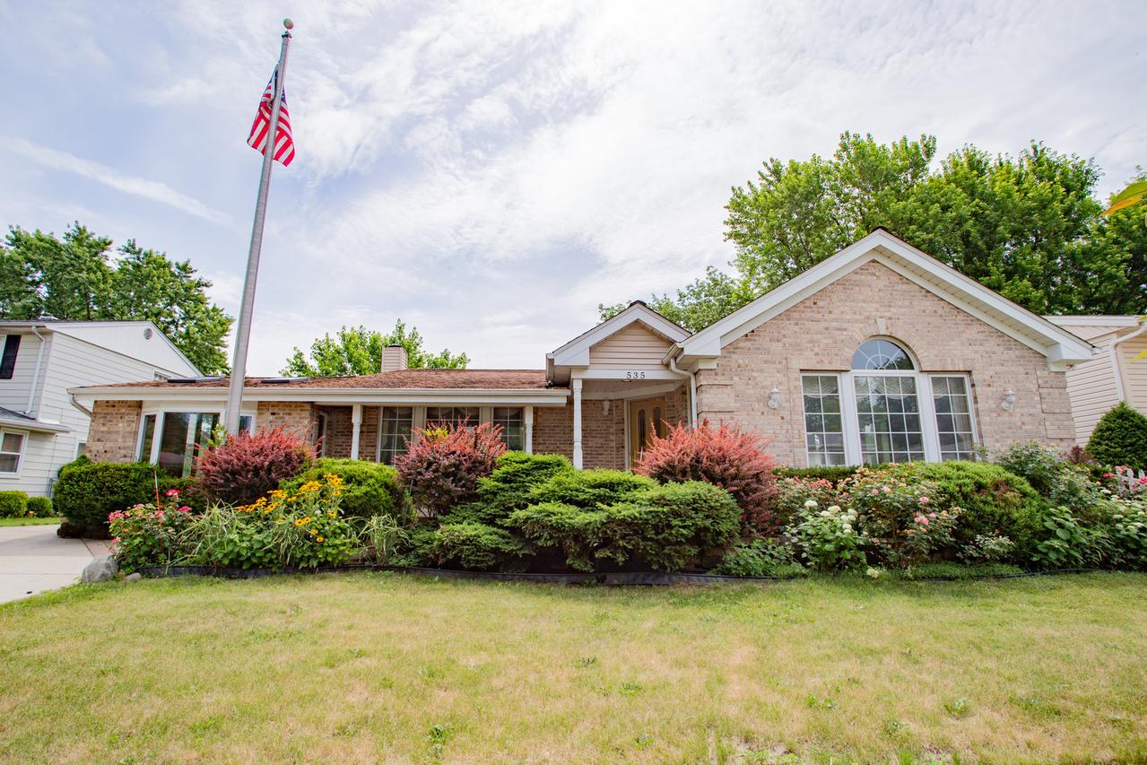 535 Weidner Rd., Buffalo Grove, IL 60089