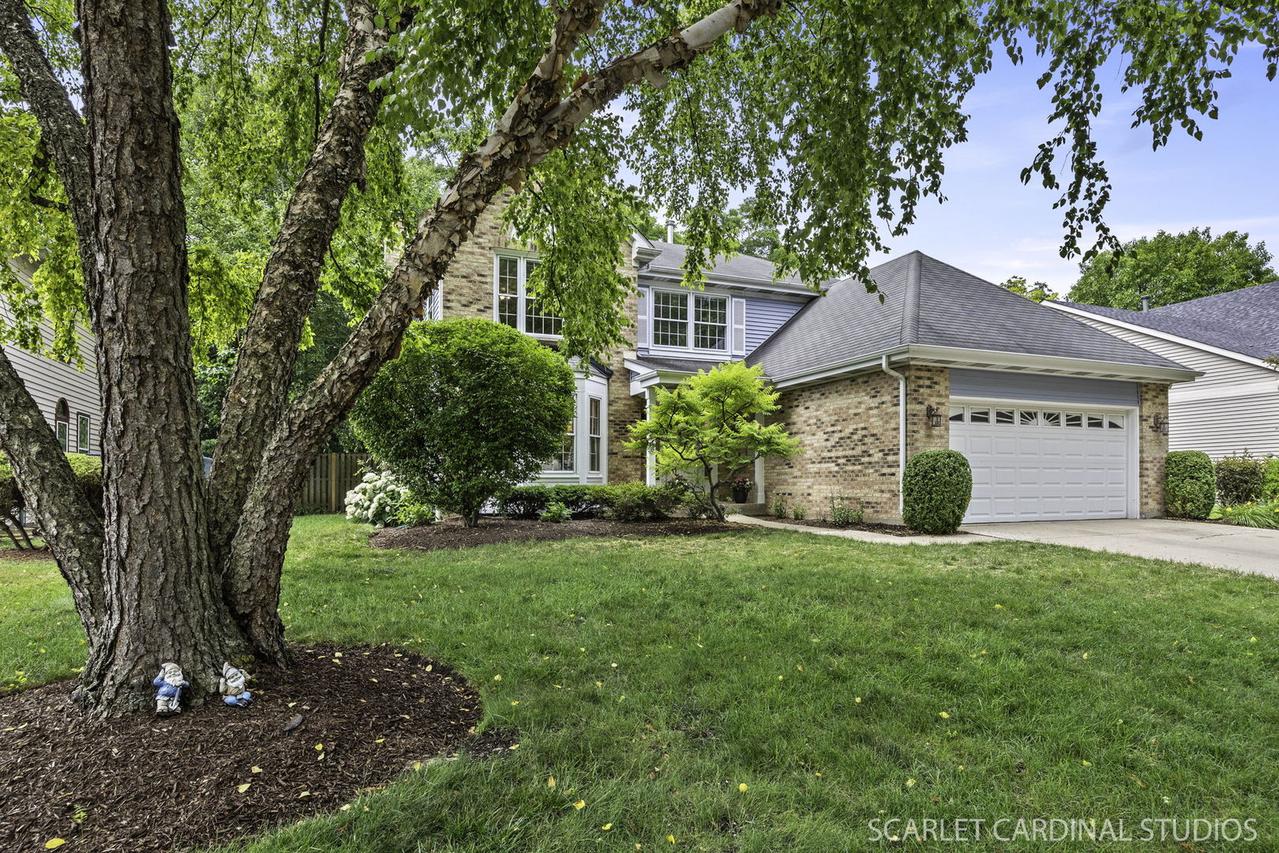 348 Bloomfield Cir., Bloomingdale, IL 60108