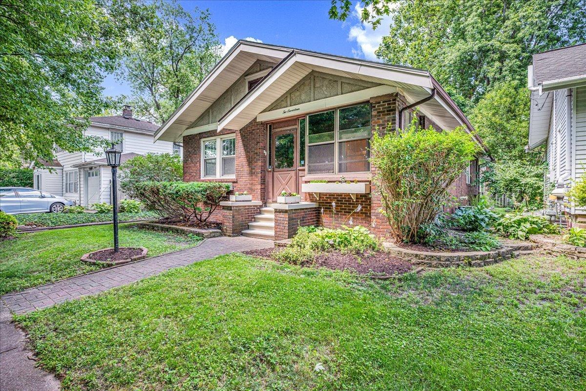 217 S Florence Ave., Bloomington, IL 61701