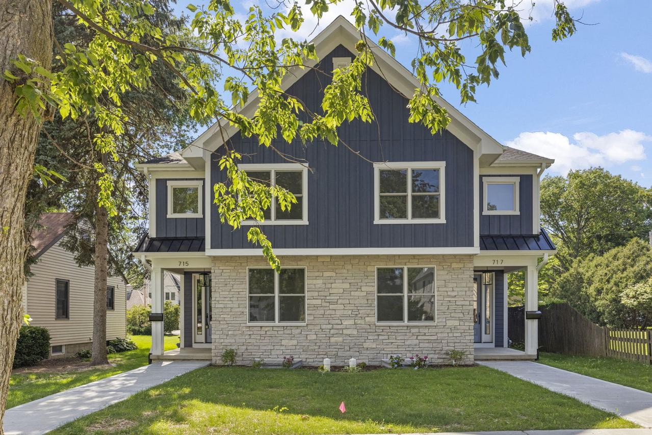 717 N Brainard St., Naperville, IL 60563