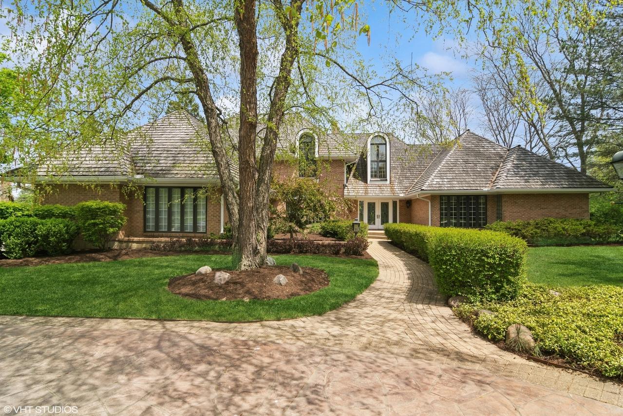 80 Gaelic Ct., Inverness, IL 60010