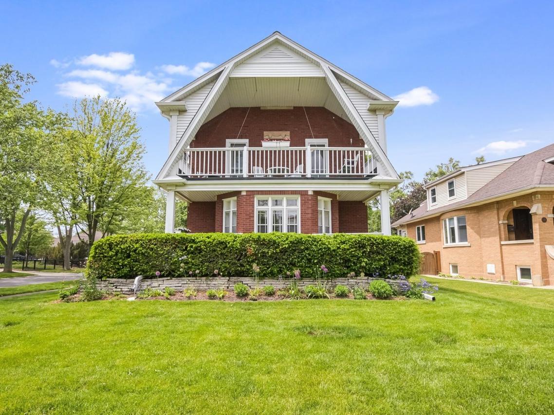 718 S Washington Ave., Park Ridge, IL 60068