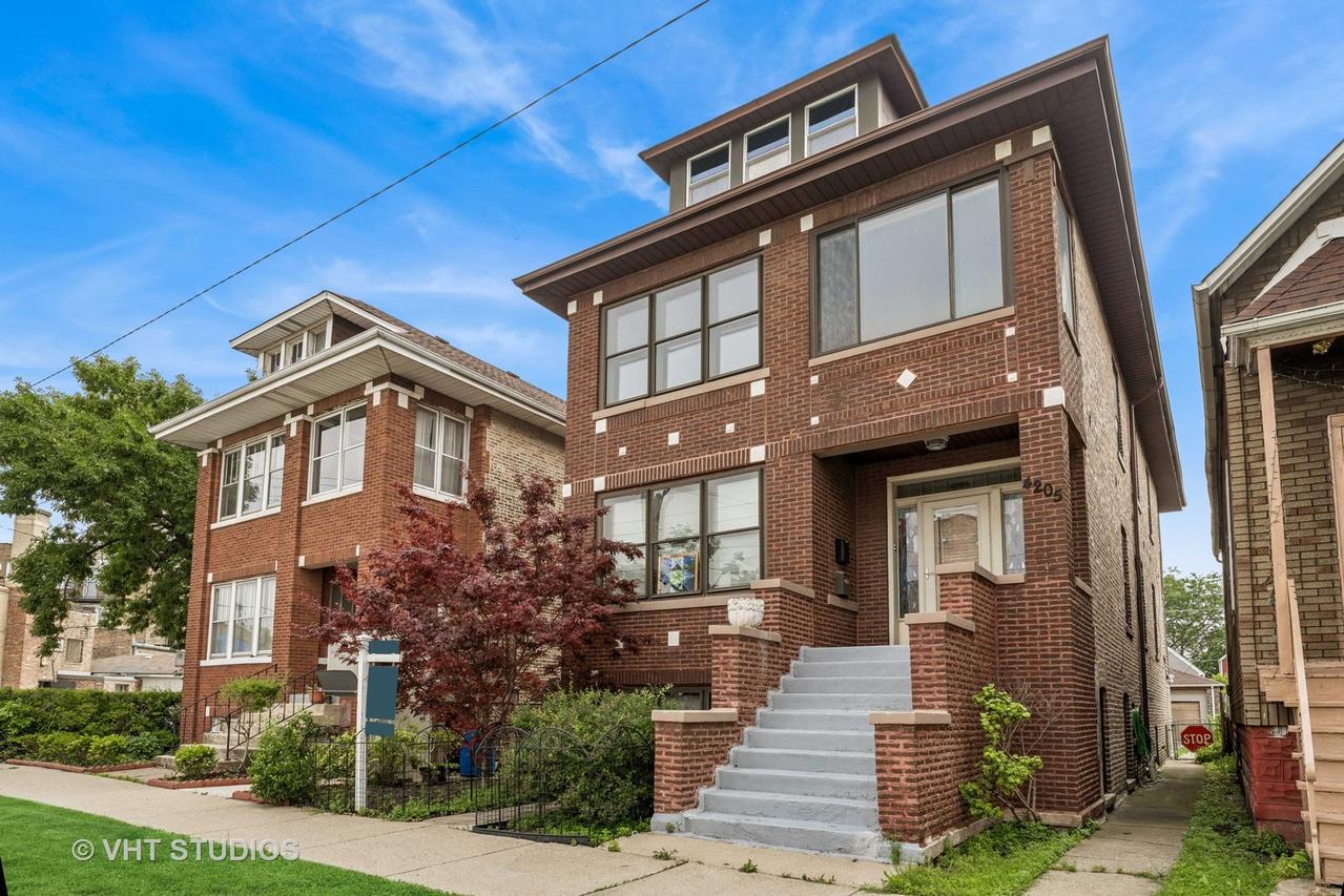 4205 S Richmond St., Chicago, IL 60632