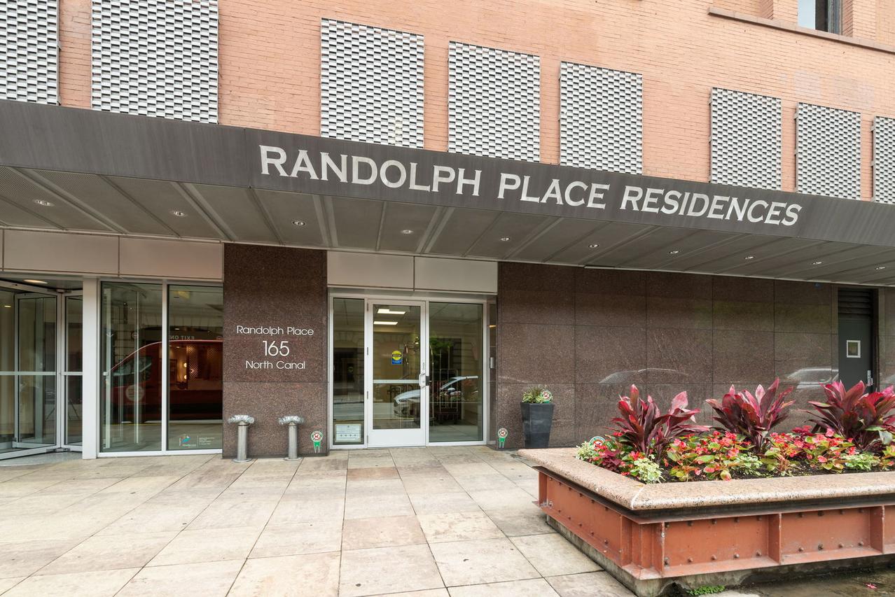 165 N Canal St. #1219, Chicago, IL 60606