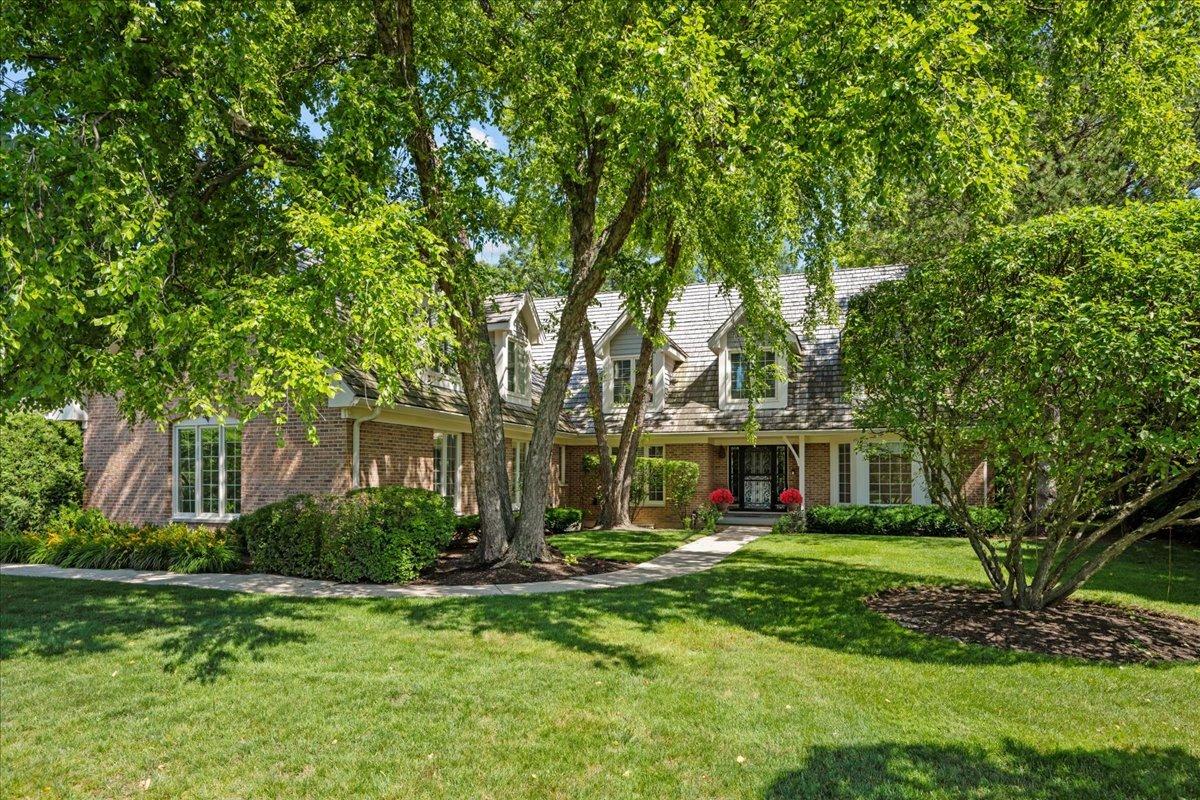1280 Lawrence Ave., Lake Forest, IL 60045