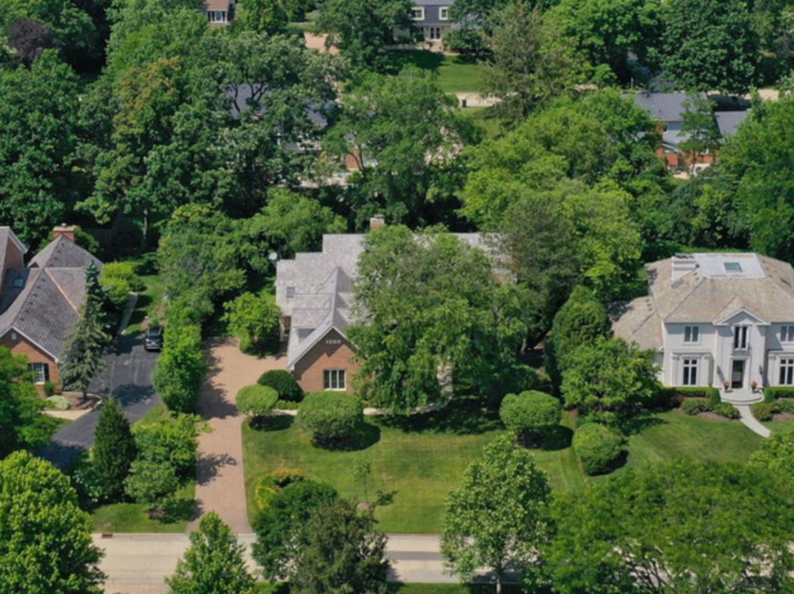1280 Lawrence Ave., Lake Forest, IL 60045