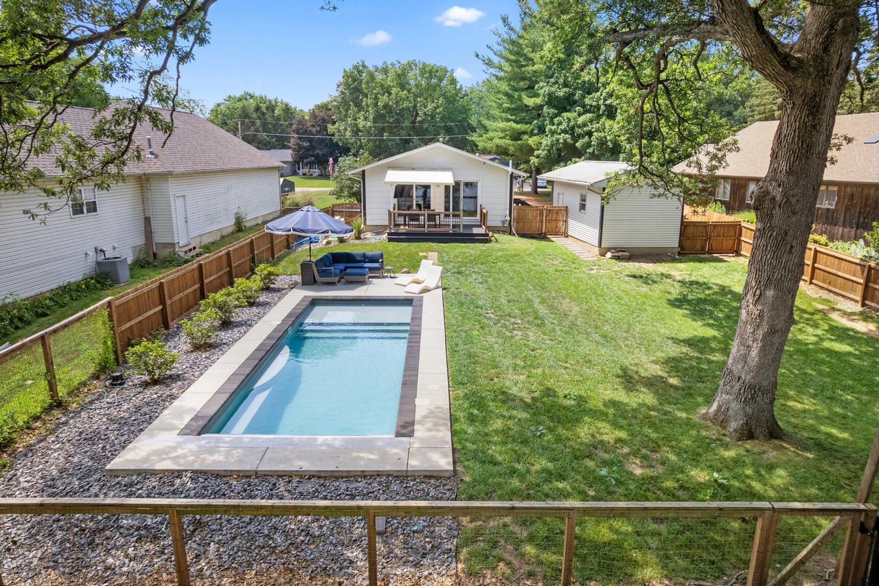 1551 Lake Holiday Dr., Lake Holiday, IL 60548