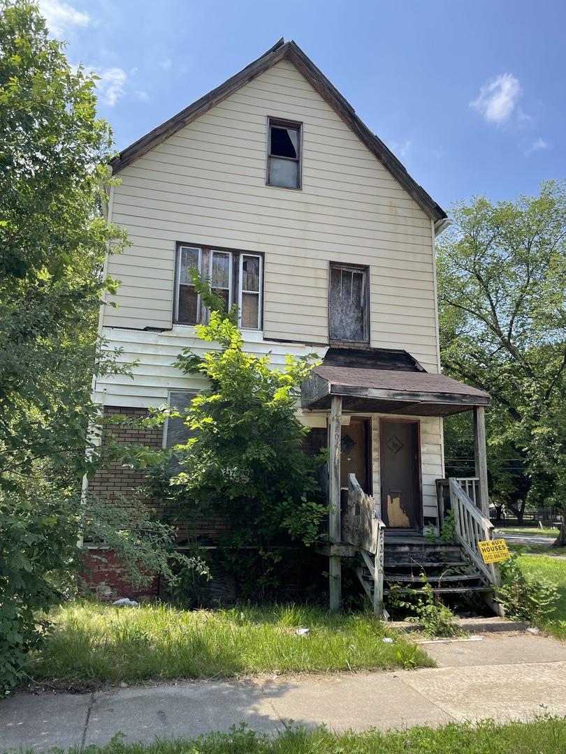 5802 S May St., Chicago, IL 60621
