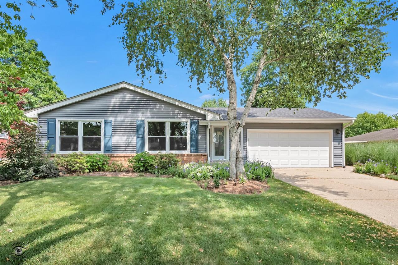 1029 Polly Ct., Elgin, IL 60120