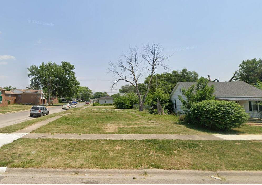 596 N Illinois Ave., Kankakee, IL 60901