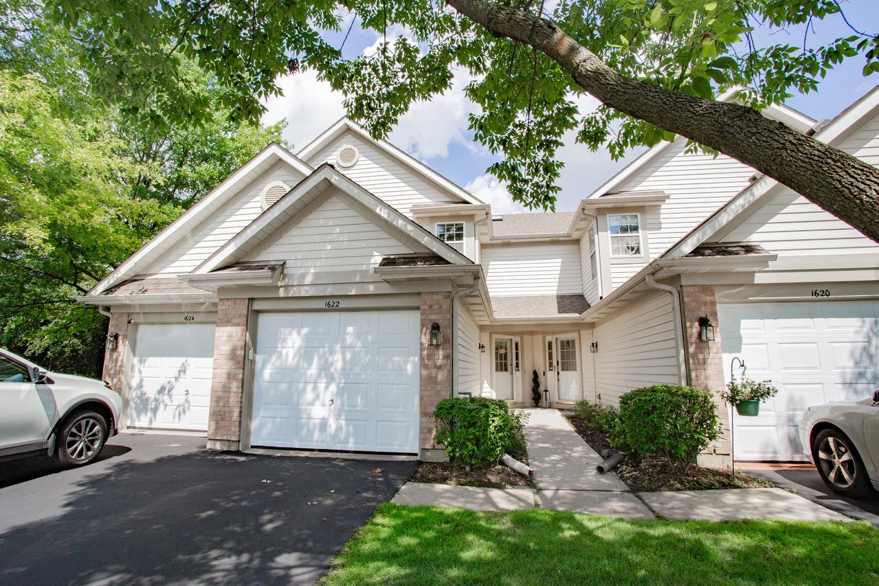 1622 Orchard Ave., Schaumburg, IL 60193