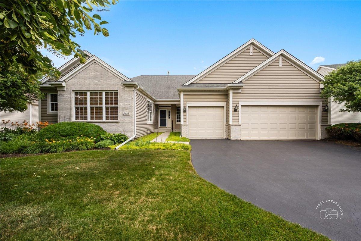 2608 Mcduffee Cir., North Aurora, IL 60542