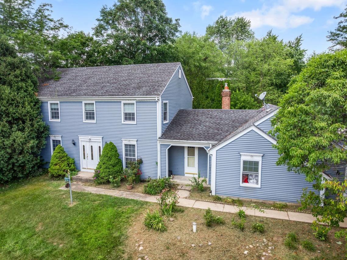 6 Crawling Stone Rd., Barrington Hills, IL 60010