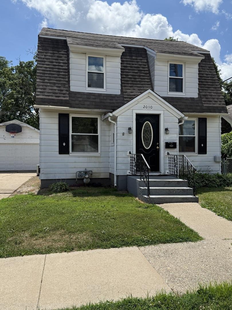 2010 Yonge St., Rockford, IL 61103