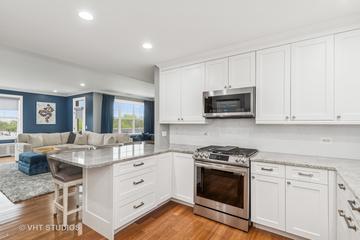 970 Harris Rd. #33, Grayslake, IL 60030