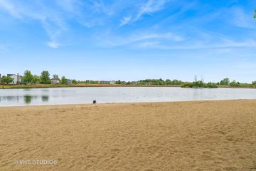 970 Harris Rd. #33, Grayslake, IL 60030