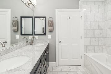 970 Harris Rd. #33, Grayslake, IL 60030