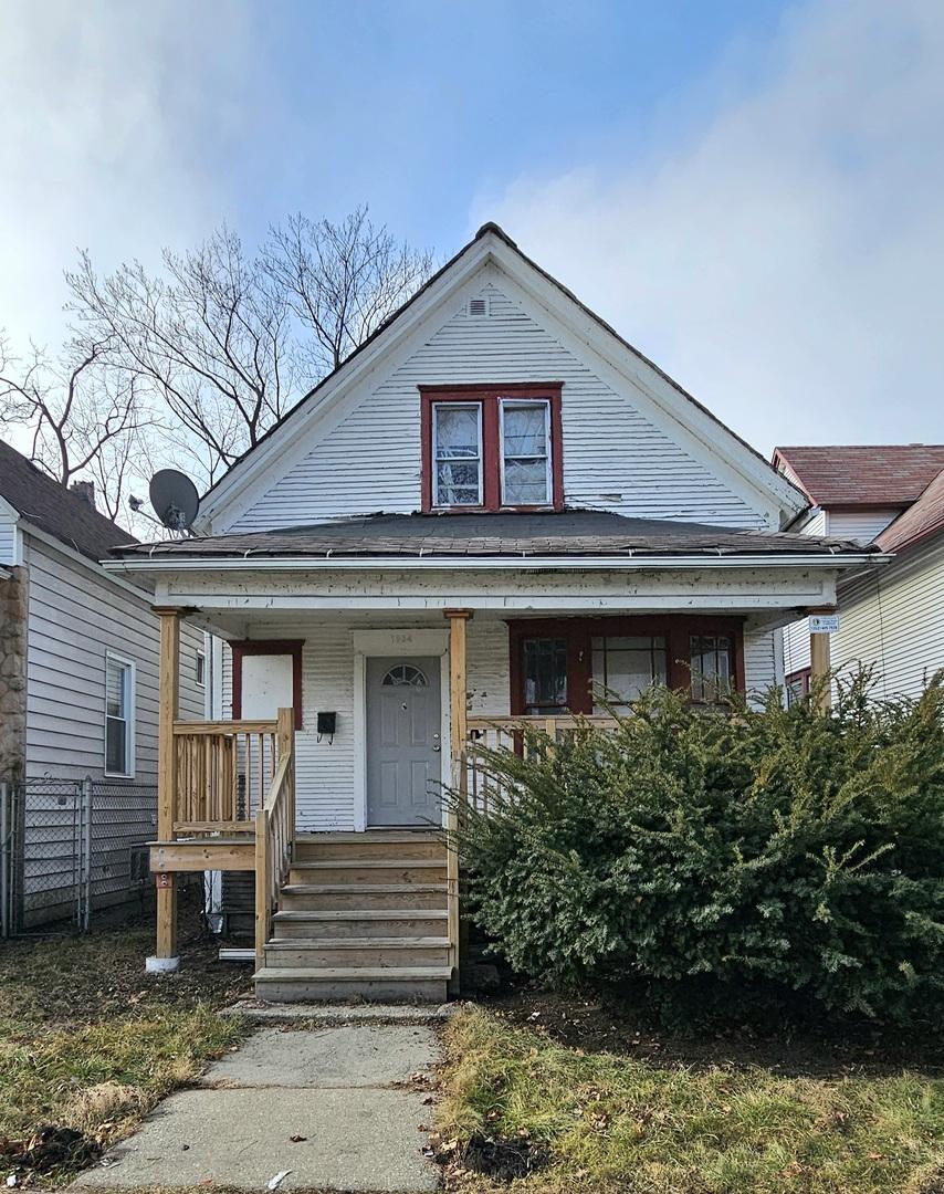 7934 S Saginaw Ave., Chicago, IL 60617