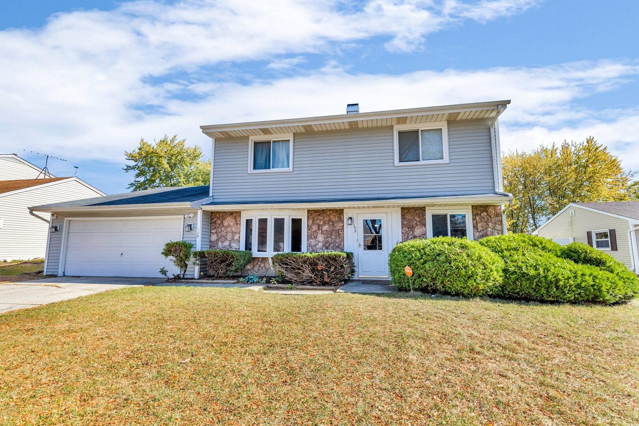 125 Leawood Dr., Roselle, IL 60172