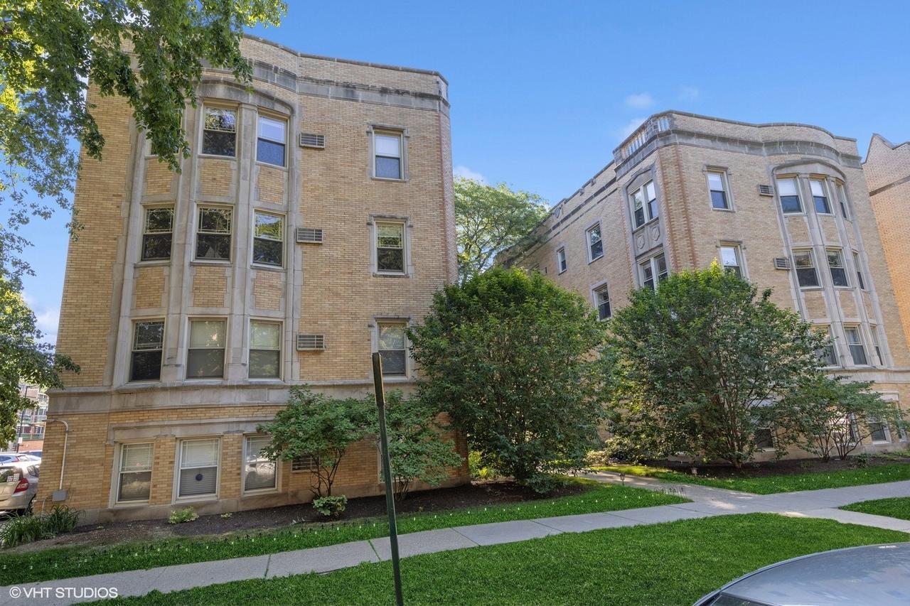 827 Forest Ave. #2E, Evanston, IL 60202