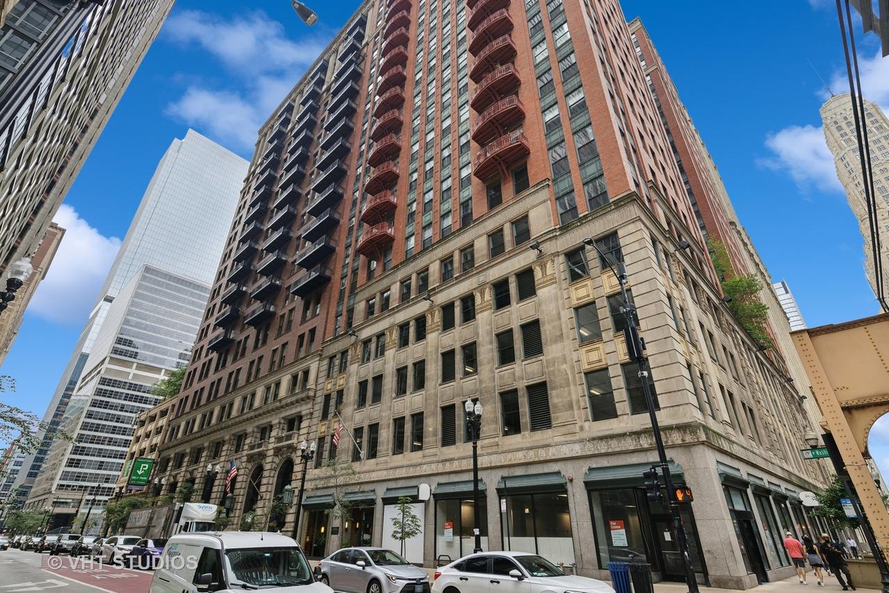 212 W Washington St. #1605, Chicago, IL 60606