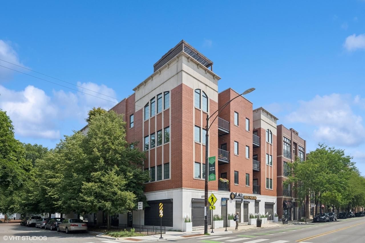 3203 N Oakley Ave. #401, Chicago, IL 60618