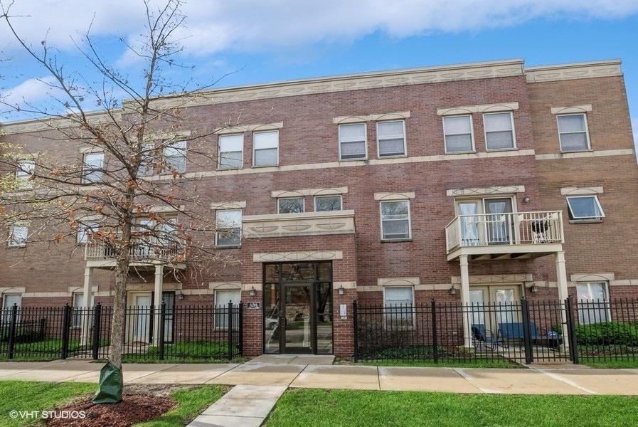 803 E 41st St. #3A, Chicago, IL 60653