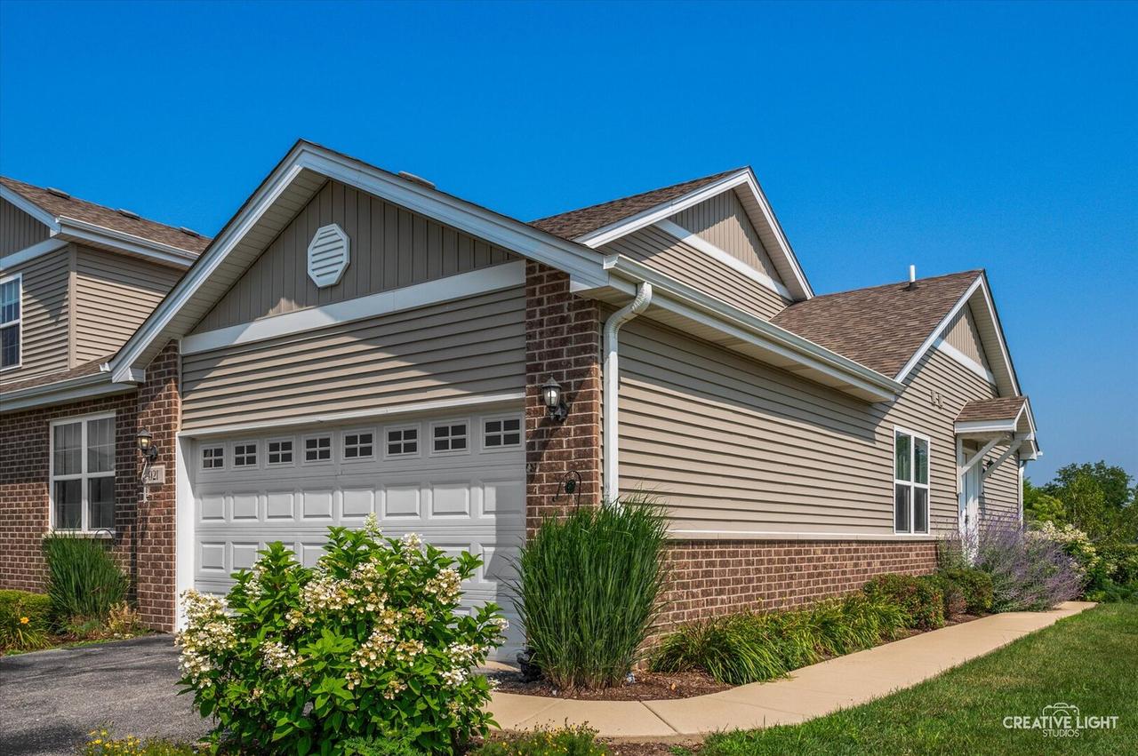 921 Inland Dr., Manteno, IL 60950