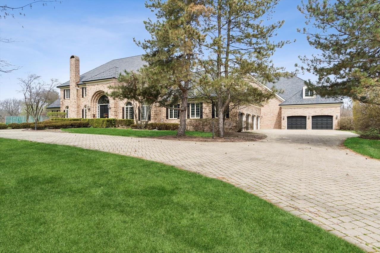 9 Squire Ln., St. Charles, IL 60174