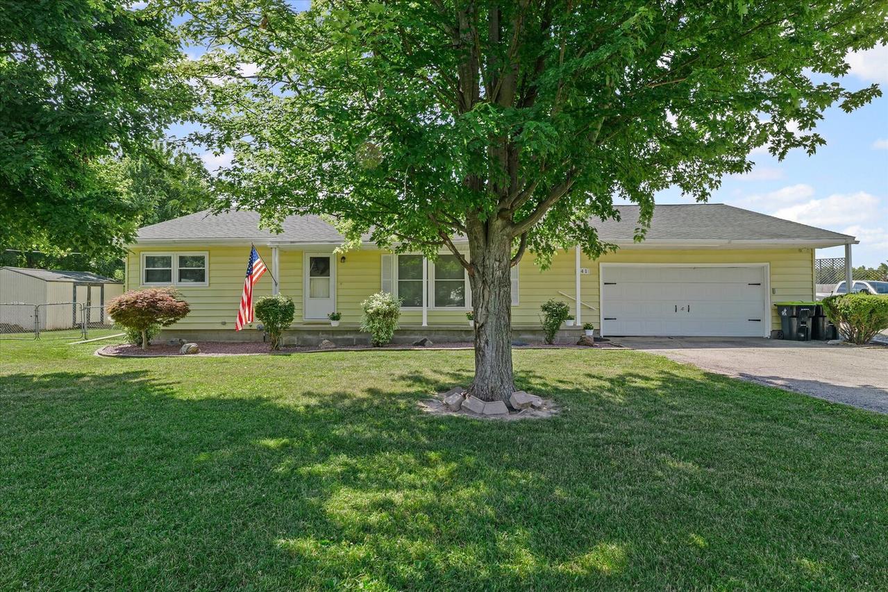 941 Troy Phillips Rd., Monticello, IL 61856