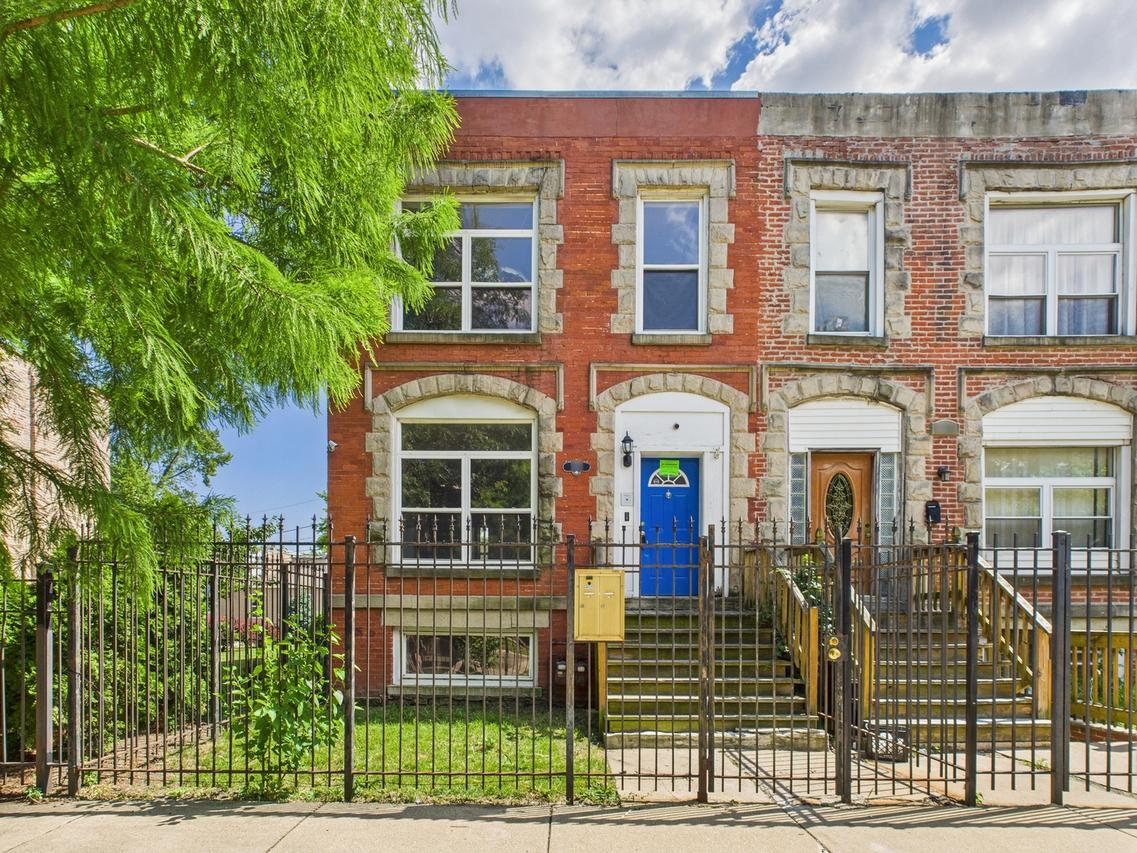 2933 W Wilcox St., Chicago, IL 60612