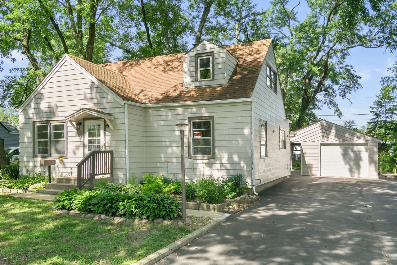 14348 Knox Ave., Midlothian, IL 60445