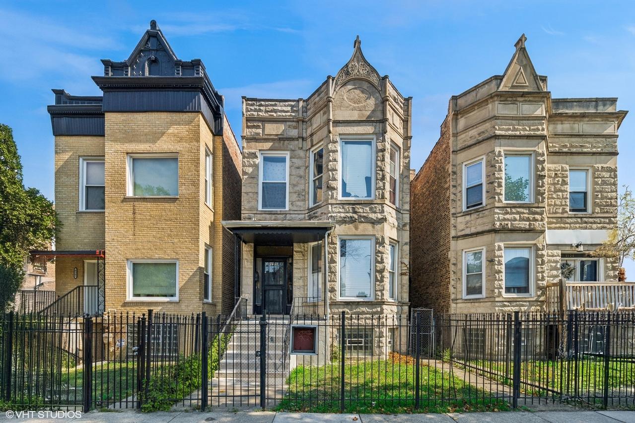 4138 W Adams St., Chicago, IL 60624