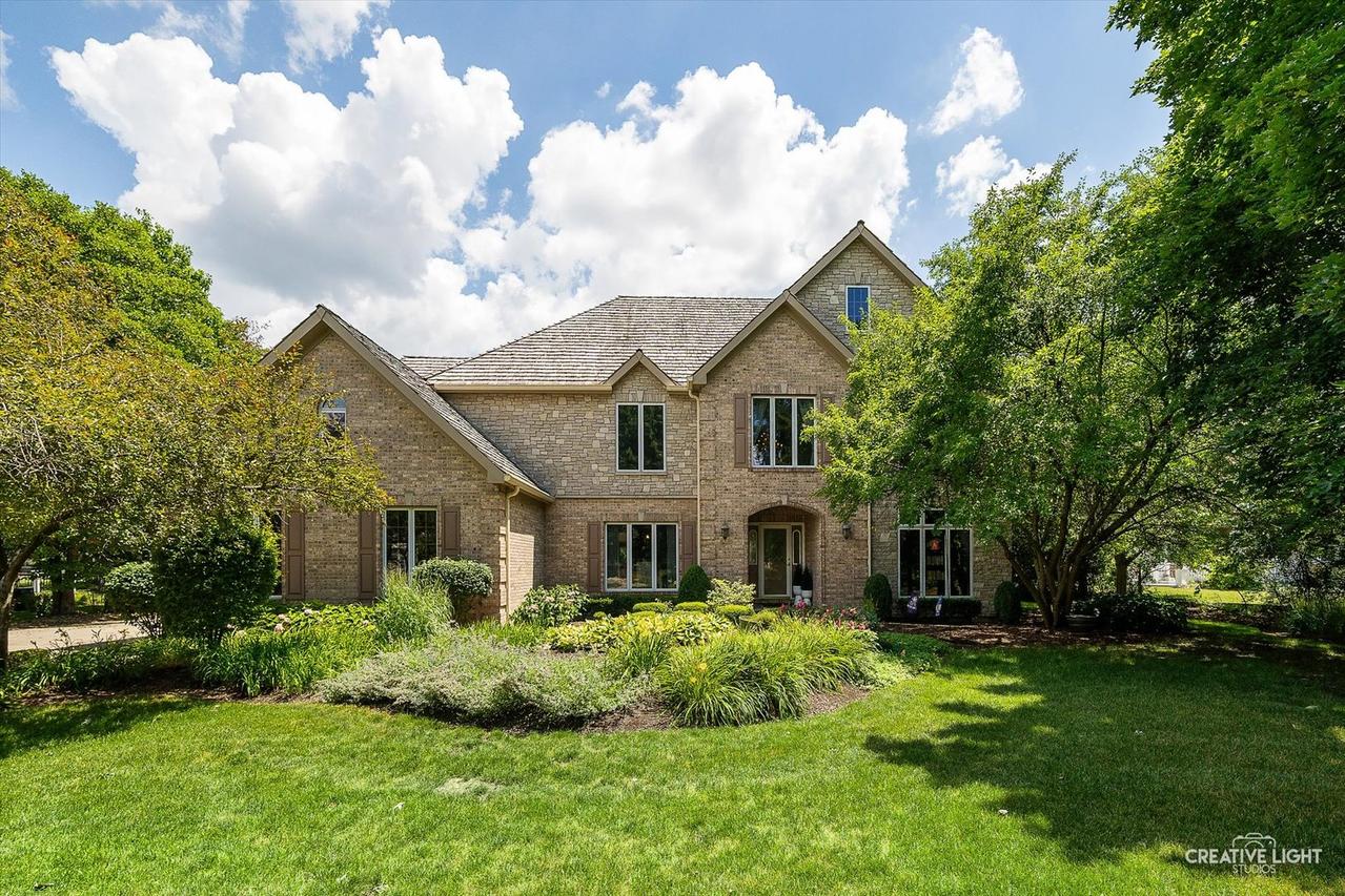4211 Legend Ct., Naperville, IL 60564