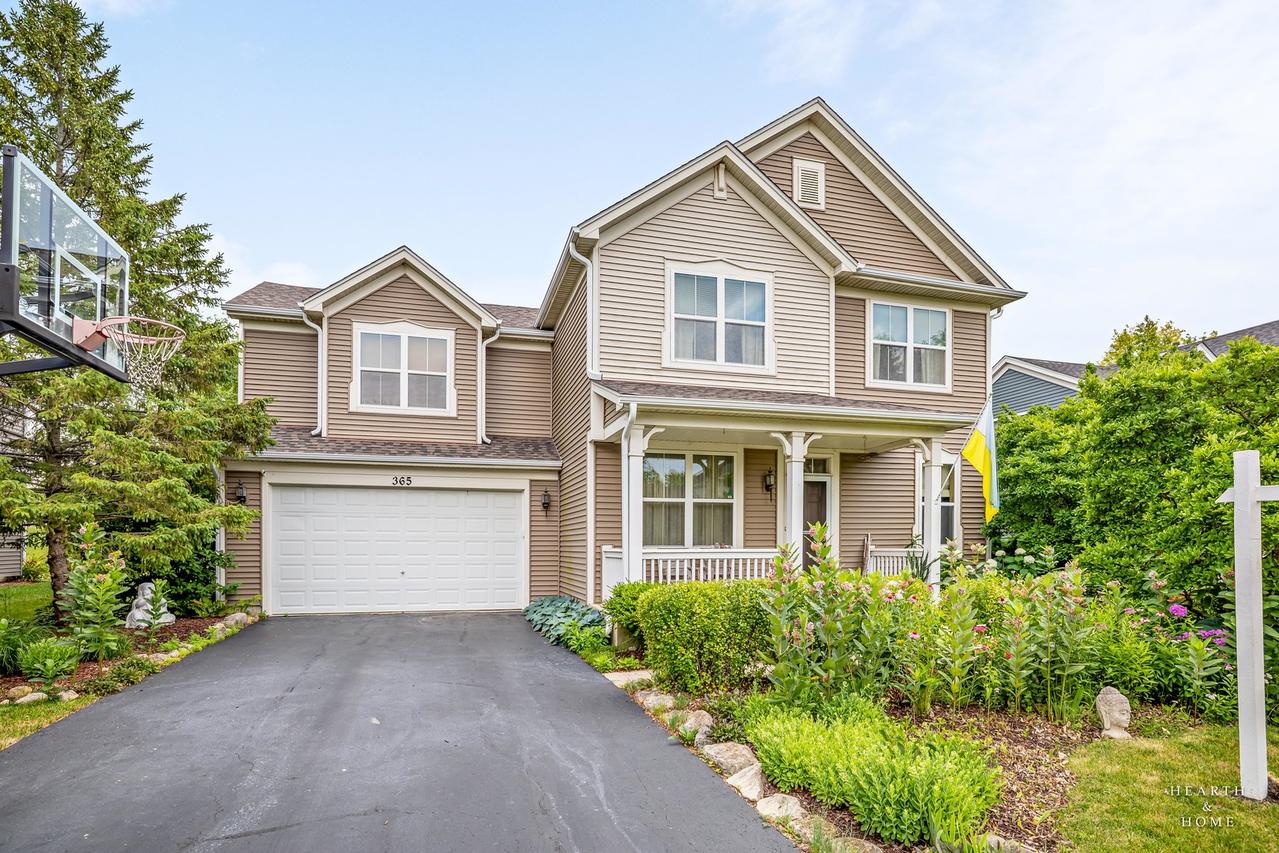 365 Oakmont Dr., Cary, IL 60013