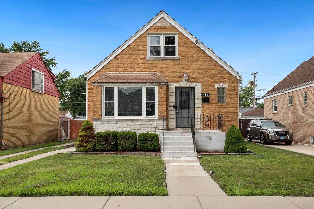 424 46th Ave., Bellwood, IL 60104