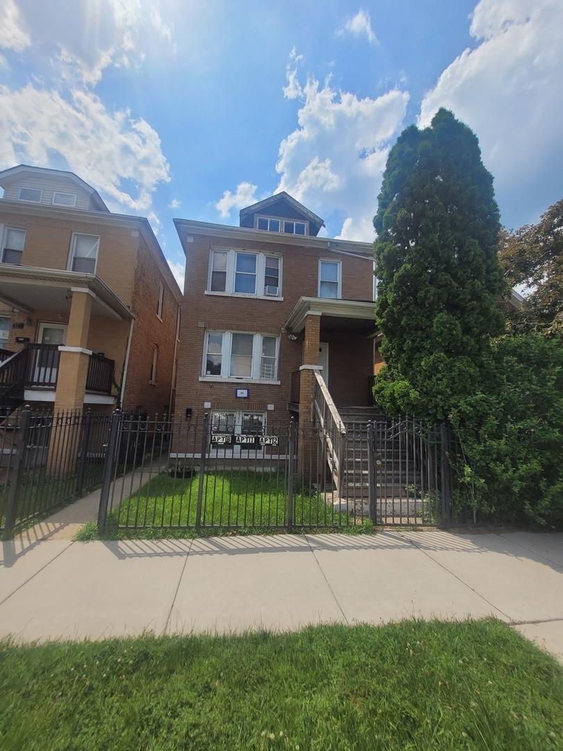 8344 S Mackinaw Ave., Chicago, IL 60617