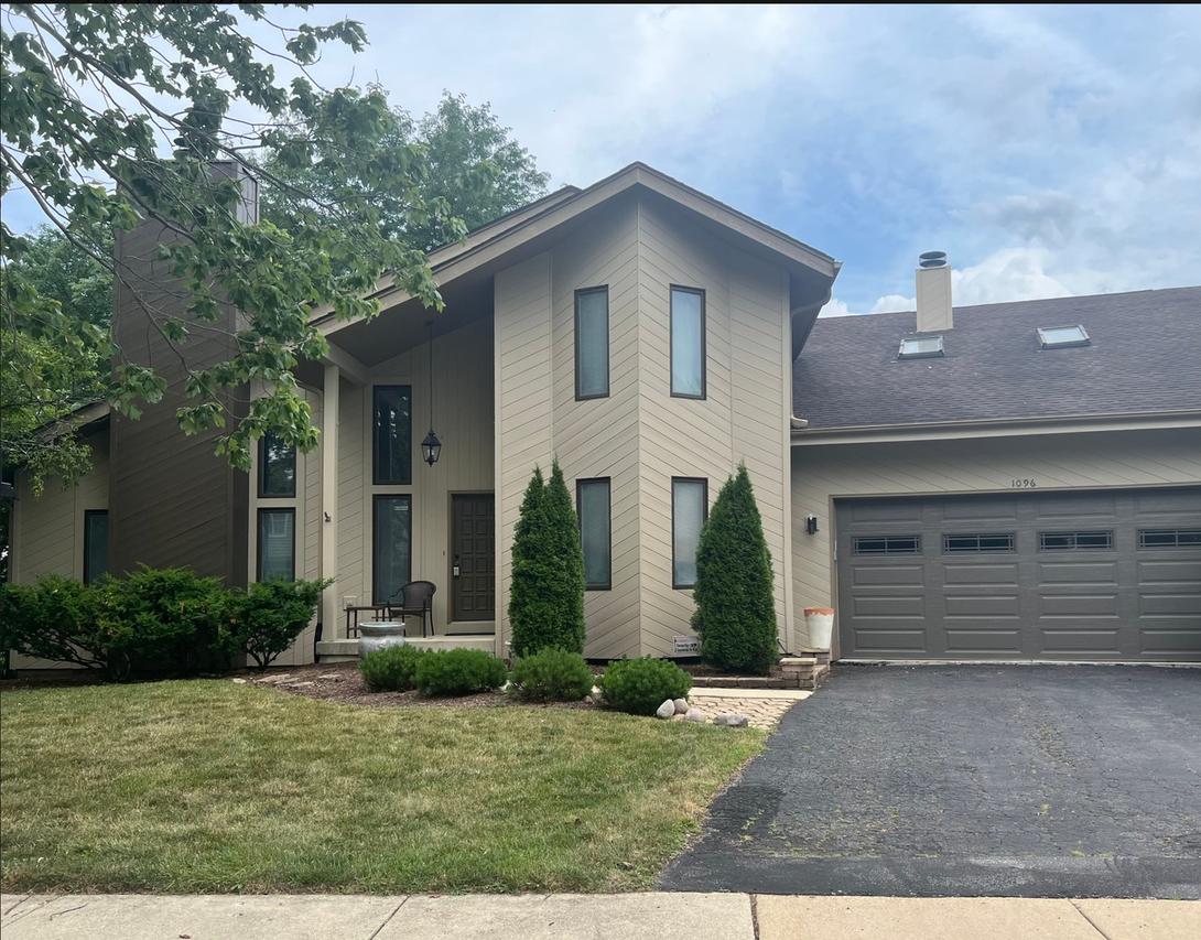 1096 Onwentsia Ct., Naperville, IL 60563