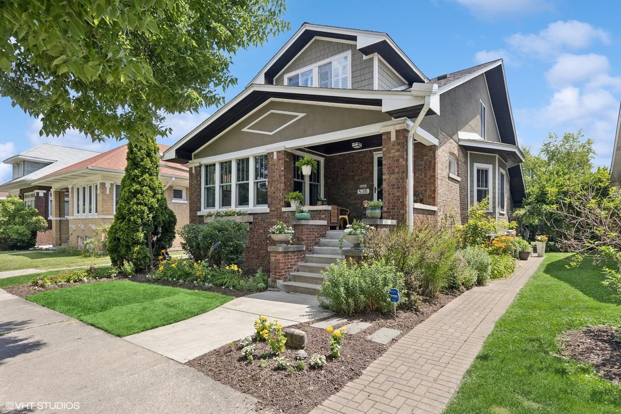 538 S Humphrey Ave., Oak Park, IL 60304