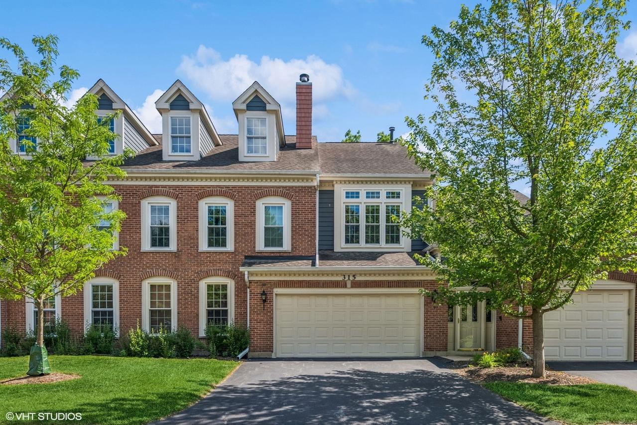 315 Princeton Ln., Glenview, IL 60026