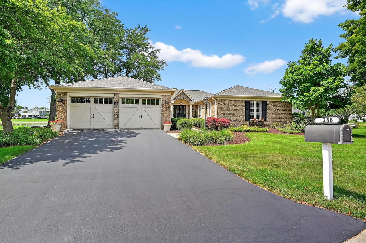 1288 The Point St., Barrington, IL 60010