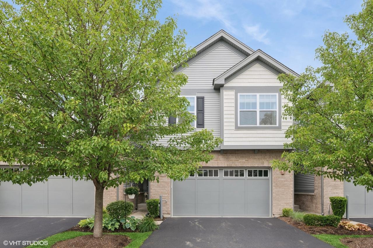3242 N Heritage Ln., Arlington Heights, IL 60004
