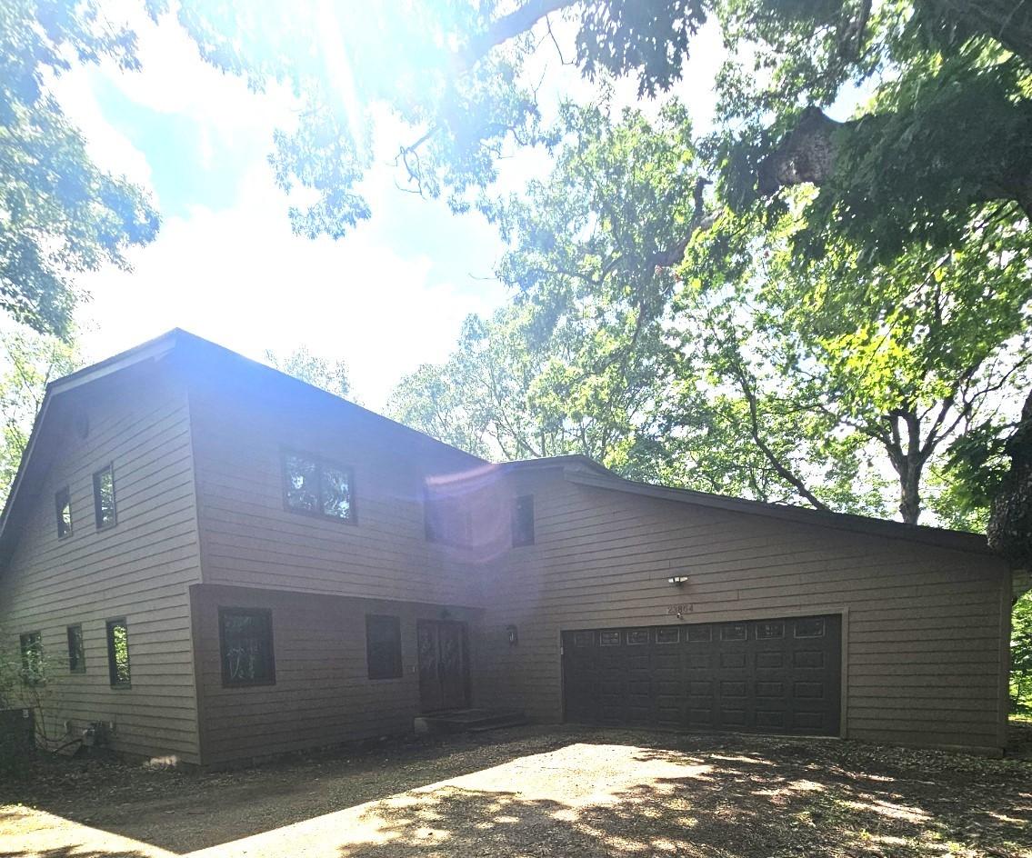 23864 S Plum Valley Dr., Crete, IL 60417