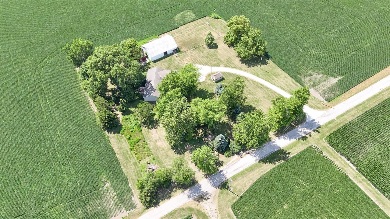3571 N County Road 800, Dewey, IL 61840