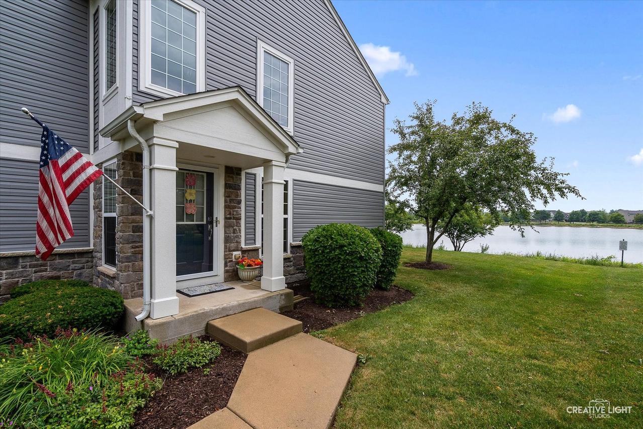 659 Hawley Dr., Oswego, IL 60543