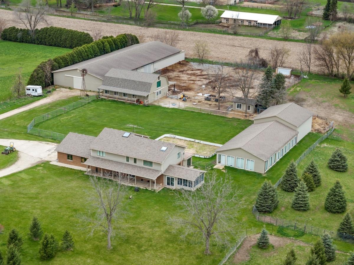 41W072 Bowes Rd., Elgin, IL 60124