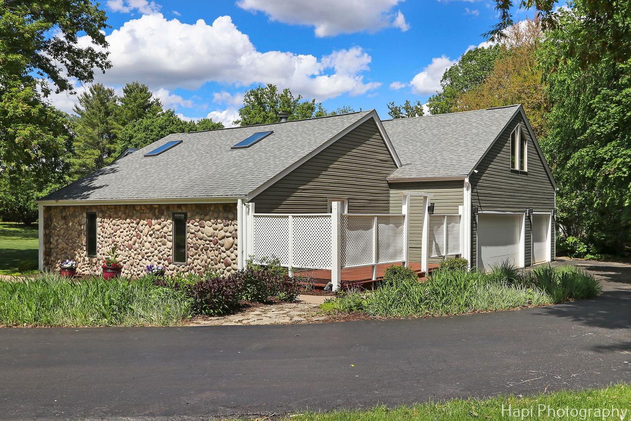 1504 N Denali Tr., Mchenry, IL 60050