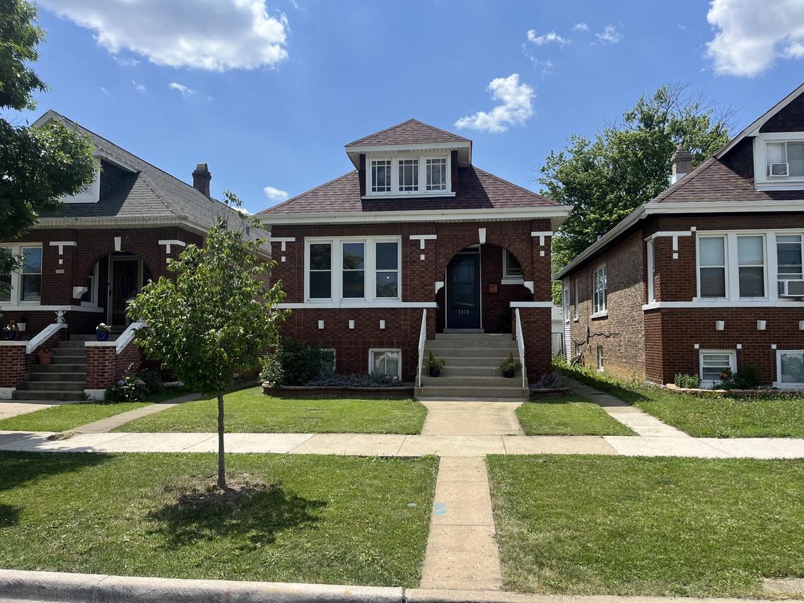 2428 Grove Ave., Berwyn, IL 60402
